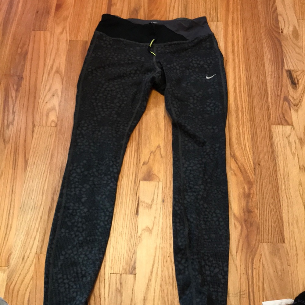 Nike workout leggings